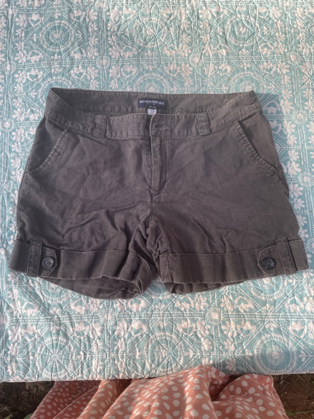 Banana Republic Women's Olive Roll-Cuff Cotton Shorts